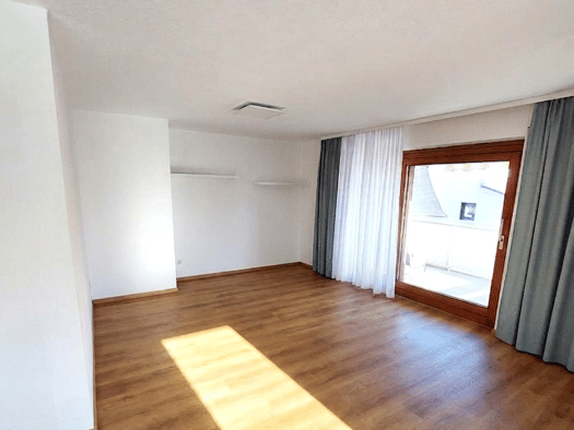 Wohnung zum Kauf 295.000 € 3 Zimmer 95 m² 2. Geschoss frei ab 01.10.2026 Wachendorf Cadolzburg 90556