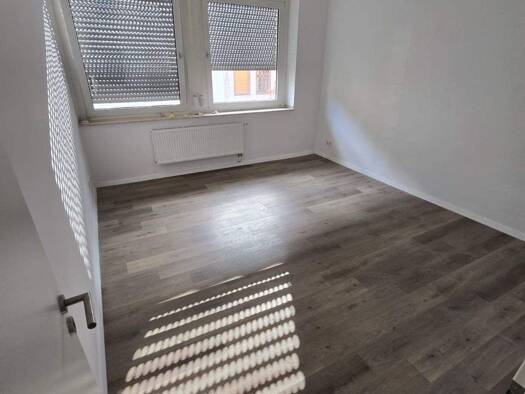 Wohnung zur Miete 680 € 3 Zimmer 68,3 m² 2. Geschoss frei ab sofort Rheinstraße 129 Stadtmitte Krefeld 47798