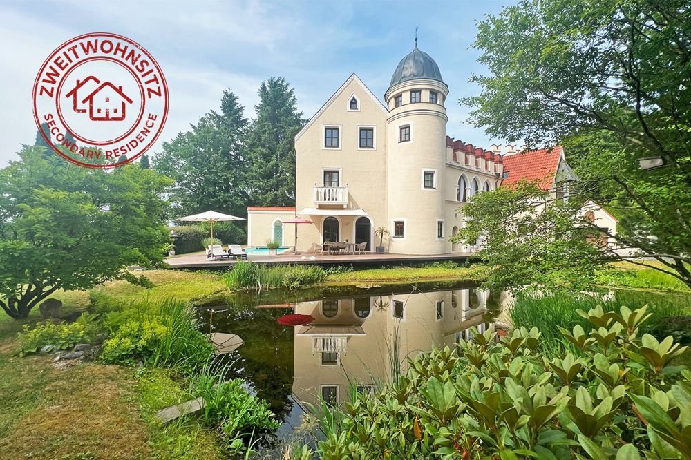 Schloss zum Kauf 2.380.000 € 10 Zimmer 575 m²<br/>Wohnfläche 7.000 m²<br/>Grundstück Überackern 5123