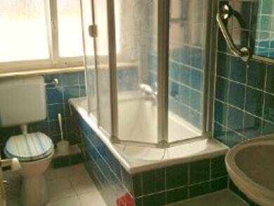 WG-Zimmer zur Miete Wohnen auf Zeit 690 € 18 m² frei ab 31.08.2025 Arnoldstrasse 0 Mühlhausen Stuttgart-Mühlhausen 70378
