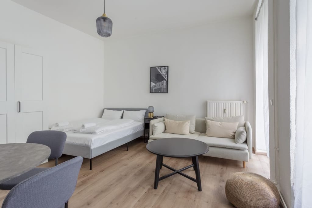 Wohnung zur Miete Wohnen auf Zeit 2.339 € 4 Zimmer 44 m²<br/>Wohnfläche ab sofort<br/>Verfügbarkeit Libauer Straße Friedrichshain Berlin 10245