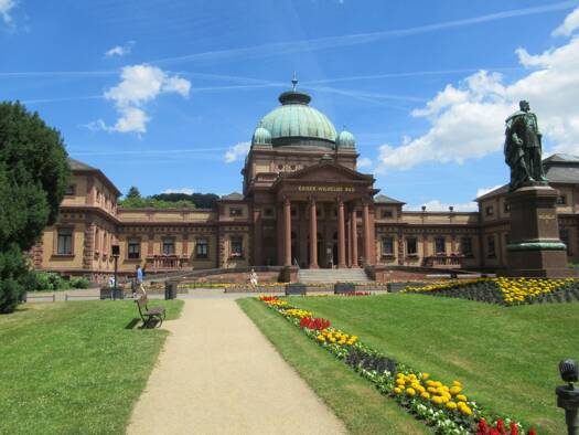 Einfamilienhaus zum Kauf 2.200.000 € 10 Zimmer 210 m² 1.000 m² Grundstück frei ab sofort Bad Homburg Bad Homburg vor der Höhe 61348
