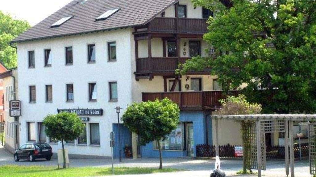 Restaurant zum Kauf 595.000 € 846 m² Gastrofläche 2.440 m² Grundstück Waldau Vohenstrauß 92648