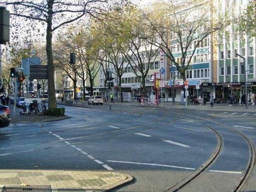 Laden zur Miete 2.500 € 15 Zimmer 492 m² Verkaufsfläche Mitte Mülheim an der Ruhr 45468