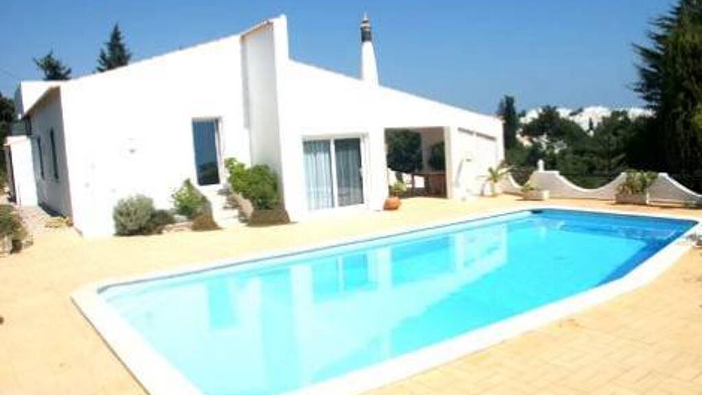 Einfamilienhaus zum Kauf 472.000 € 5 Zimmer 250 m² 1.000 m² Grundstück Lagoa 5000