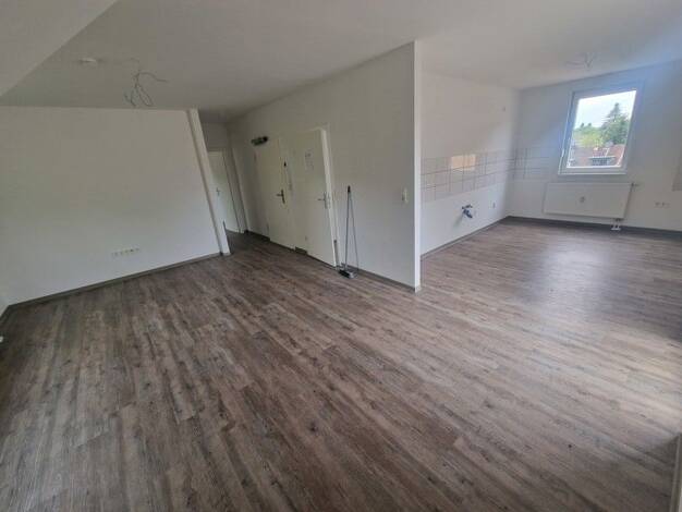 Wohnung zur Miete 947 € 2 Zimmer 63,1 m² Dachgeschoss frei ab 19.08.2025 Hospitalstraße 23 Benrath Düsseldorf 40597