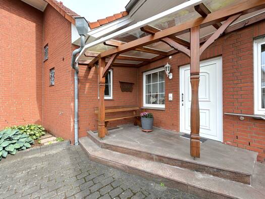 Wohnung zur Miete 1.600 € 5 Zimmer 200 m² In der Horst 23 Elze Wedemark 30900