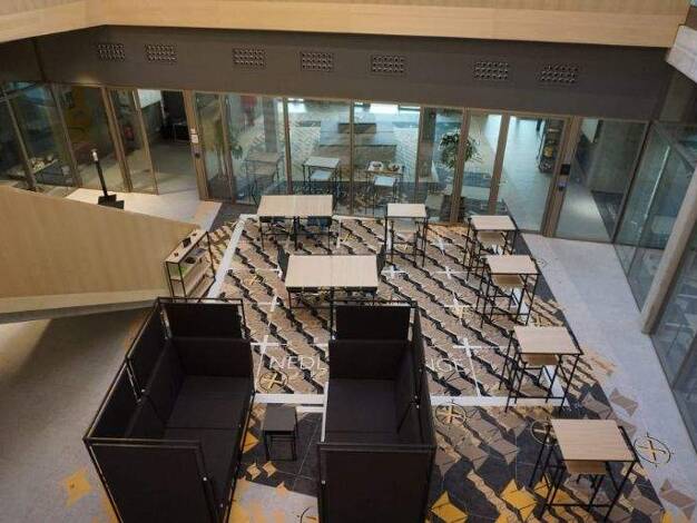 Bürofläche zur Miete provisionsfrei 250 € 4 m² Bürofläche Konrad-Zuse-Ring Nauener Vorstadt Potsdam 14469