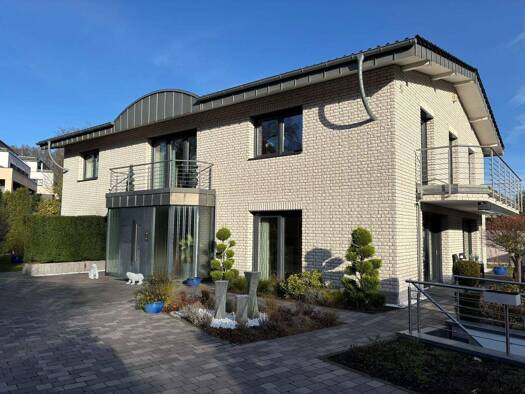 Haus zum Kauf 1.290.000 € 7 Zimmer 310 m² 976 m² Grundstück Waldemeistraße 16 Wermingsen Iserlohn 58636