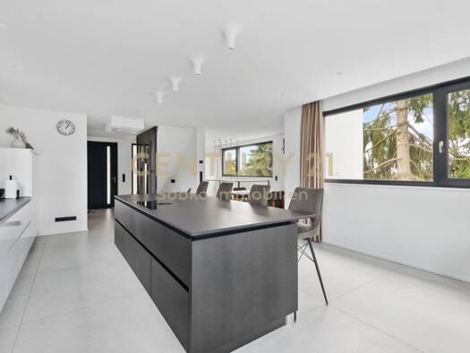 Einfamilienhaus zum Kauf 879.000 € 6 Zimmer 265 m² 228,5 m² Grundstück frei ab sofort Zornheim 55270