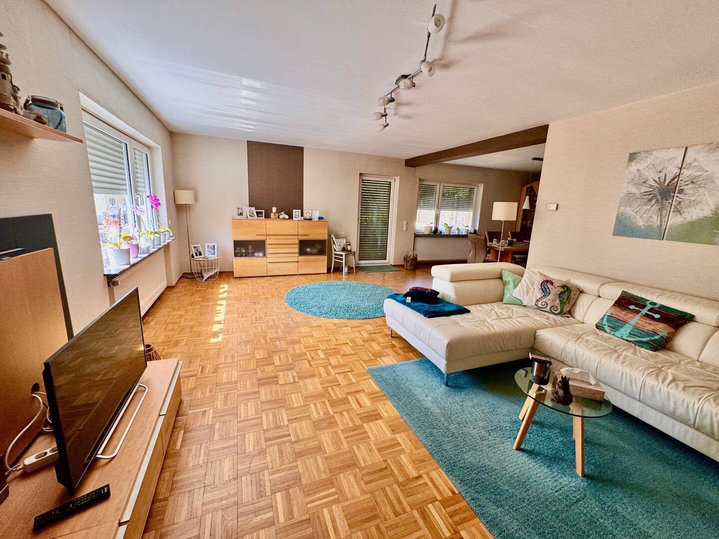 Immobilie in Kordel - Freistehendes Haus mit zwei Wohneinheiten in Kordel - Mehrgenerationen, Vermietung oder Wohnen & Arbeiten - Bild 4