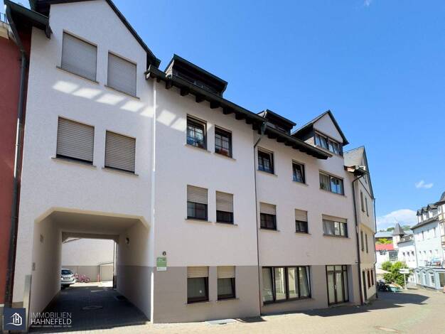 Mehrfamilienhaus zum Kauf als Kapitalanlage geeignet 1.100.000 € 20 Zimmer 539 m² 295 m² Grundstück Hadamar 65589