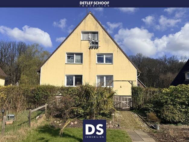 Mehrfamilienhaus zum Kauf als Kapitalanlage geeignet 385.000 € 217 m² 1.070 m² Grundstück Hassee Kiel / Hammer 24113