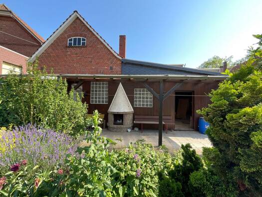 Einfamilienhaus zum Kauf 295.000 € 10 Zimmer 200 m² 950 m² Grundstück Lindhorst Lindhorst 31698