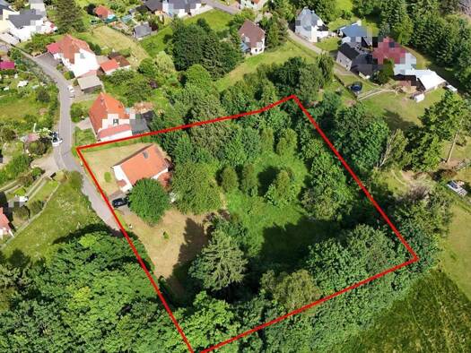 Einfamilienhaus zum Kauf 250.000 € 7 Zimmer 200 m² 4.222 m² Grundstück Friedrich-Hörchner-Straße 33 Tambach-Dietharz 99897