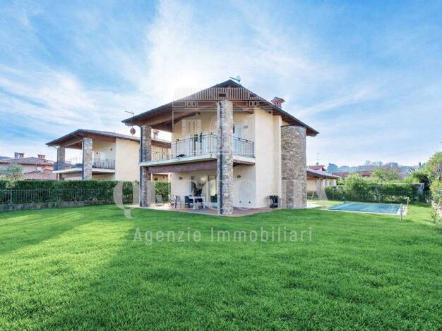 Villa zum Kauf 920.000 € 3 Zimmer 241 m² manerba del garda 25080