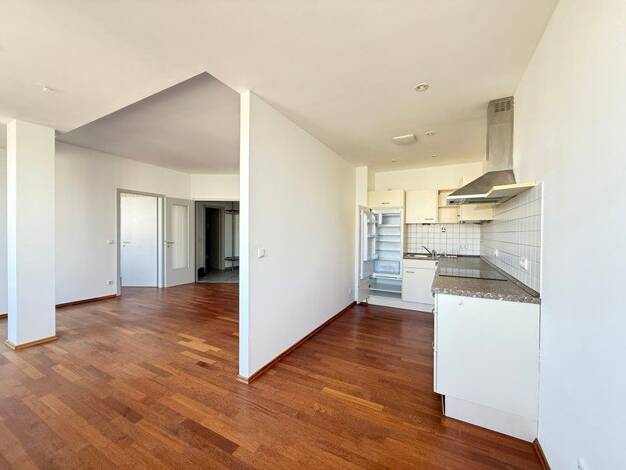 Wohnung zur Miete 588 € 2 Zimmer 61 m² 3. Geschoss frei ab 08.08.2026 Inselstraße 6 Zentrum-Ost Leipzig 04103