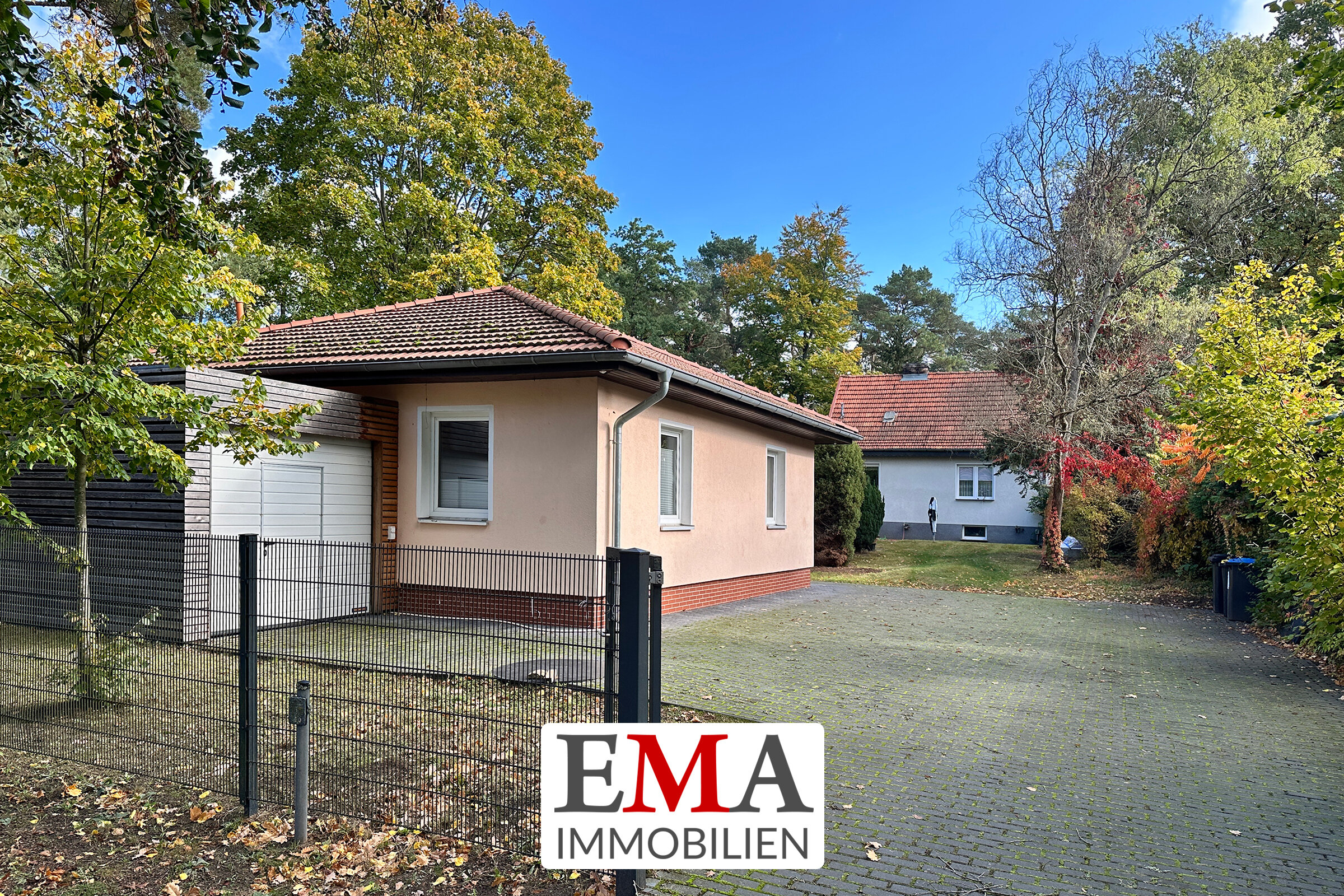 Einfamilienhaus zum Kauf 590.000 € 5 Zimmer 132 m²<br/>Wohnfläche 1.277 m²<br/>Grundstück Falkenhain Falkensee 14612