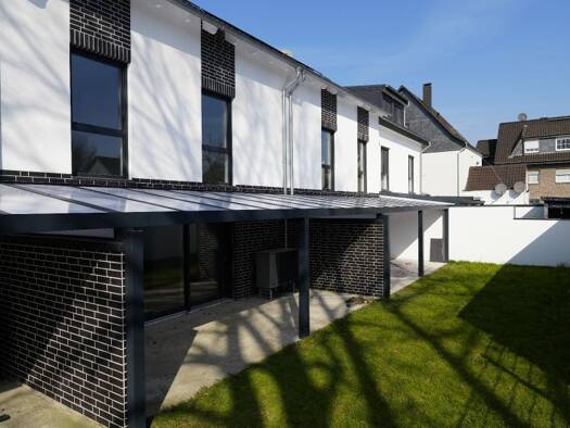 Einfamilienhaus zum Kauf - Erstbezug 499.500 € 6 Zimmer 180 m² 150 m² Grundstück frei ab sofort Alt-Homberg Homberg / Ruhrort / Baerl 47198
