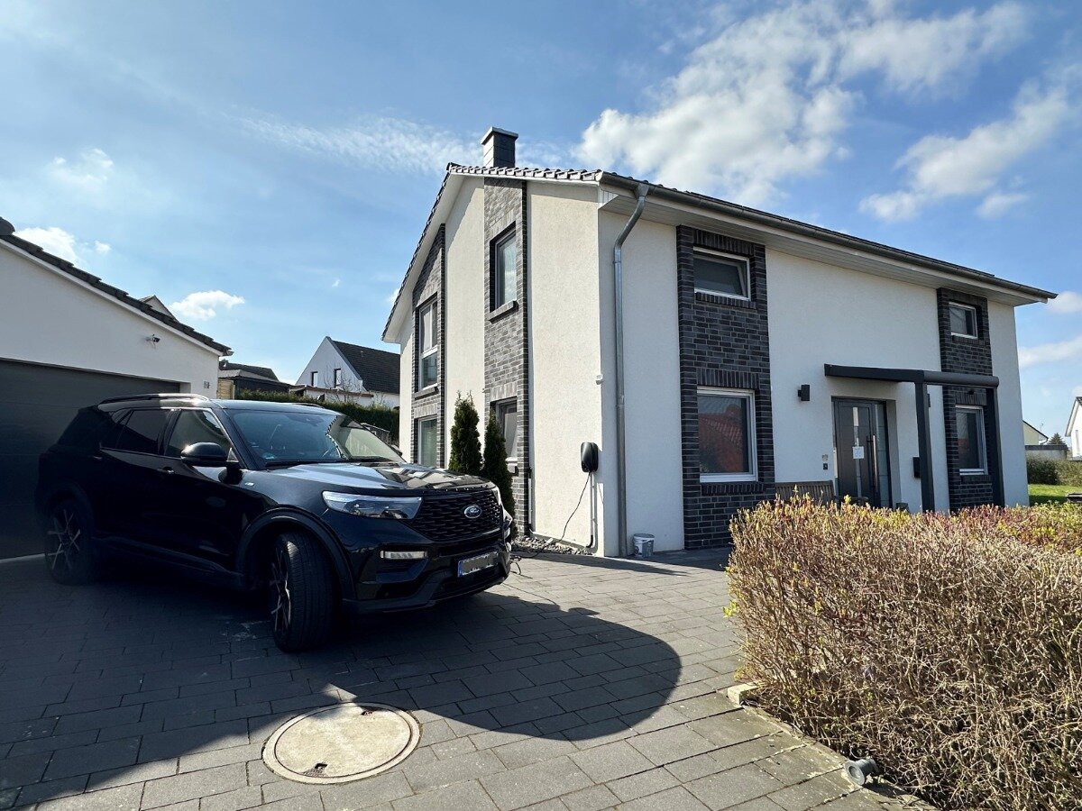 Einfamilienhaus zum Kauf provisionsfrei 539.000 € 5 Zimmer 179 m²<br/>Wohnfläche 882 m²<br/>Grundstück Groß Düngen Groß Düngen 31162