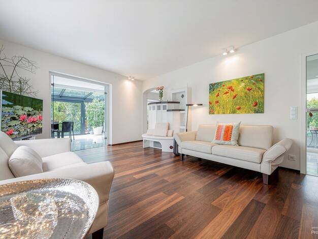 Einfamilienhaus zum Kauf 949.000 € 8,5 Zimmer 206 m² 594 m² Grundstück frei ab sofort Böblingen Böblingen 71032