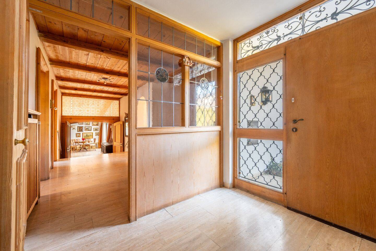 Immobilie in Haag in Oberbayern - AIGNER - Großzügiges Anwesen in bester Lage von Haag mit Potential! - Bild 2