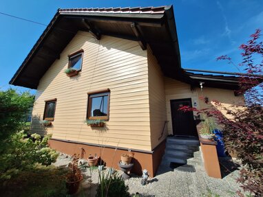 Einfamilienhaus zum Kauf 275.000 € 5 Zimmer 120 m² 674 m² Grundstück frei ab sofort Ortenburg Ortenburg 94496