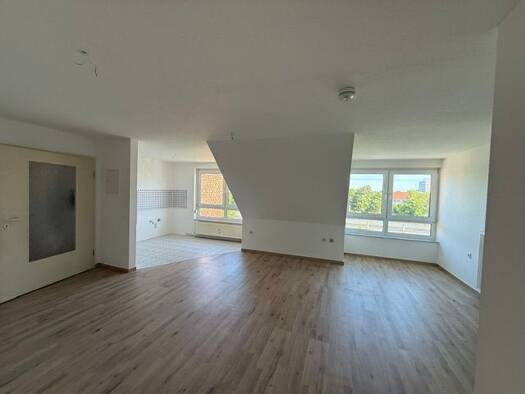 Wohnung zur Miete 500 € 2 Zimmer 56 m² Geschoss 4/4 frei ab sofort Mockau-Süd Leipzig 04357