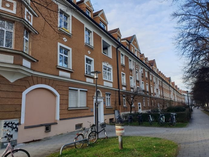 Wohnung zum Kauf 480.000 € 2,5 Zimmer 72 m²<br/>Wohnfläche EG<br/>Geschoss ab sofort<br/>Verfügbarkeit Sendlinger Feld München 81371