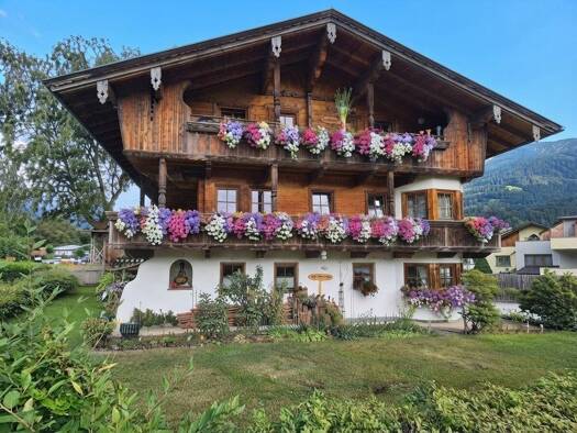 Mehrfamilienhaus zum Kauf 1.105 m² Grundstück Eben am Achensee 6212