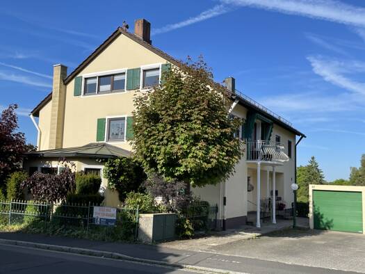 Doppelhaushälfte zum Kauf 290.000 € 7 Zimmer 175 m² 306 m² Grundstück Tirschenreuth 95643