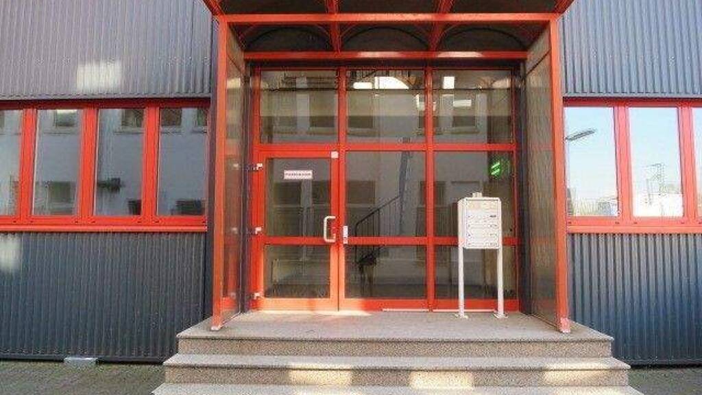 Bürofläche zur Miete provisionsfrei 7,50 € 660 m² Bürofläche teilbar ab 326 m² Keramag Flörsheim 65439