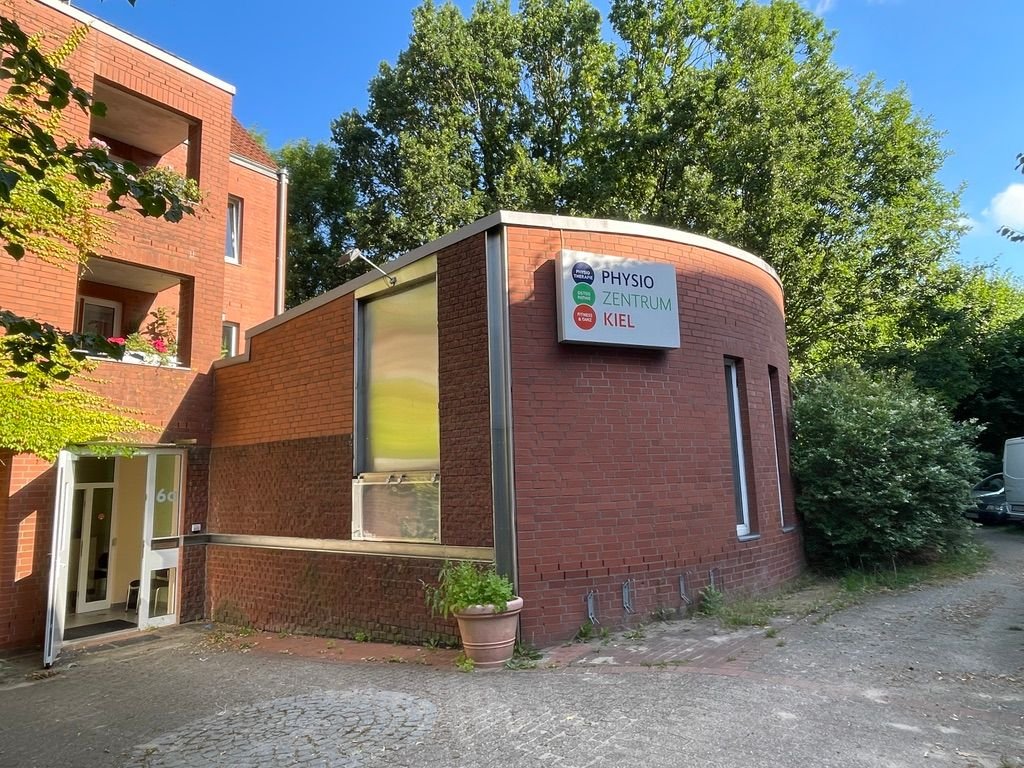 Praxis zum Kauf 597.000 € 7 Zimmer 428 m²<br/>Bürofläche Wellsee Kiel / Wellsee 24145