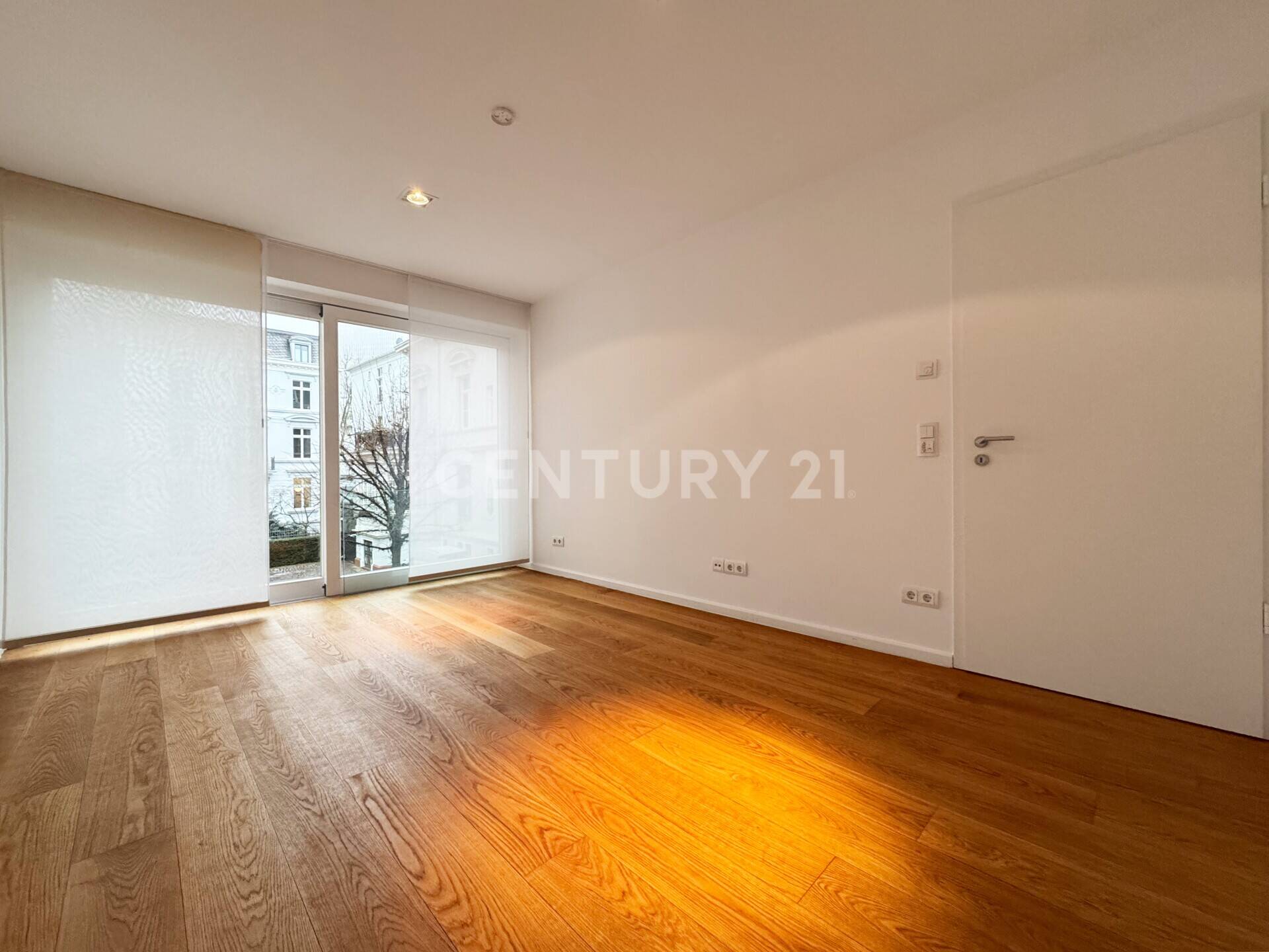 Property thumbnail 12