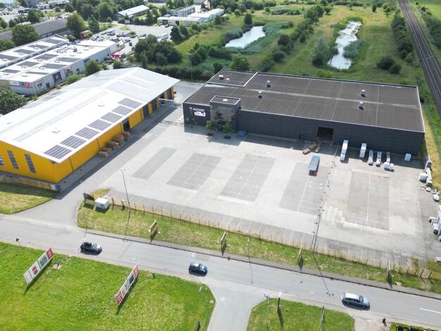Lagerhalle zum Kauf 5.900.000 € 2.400 m² Lagerfläche Industrieweg 45 Harrislee 24955