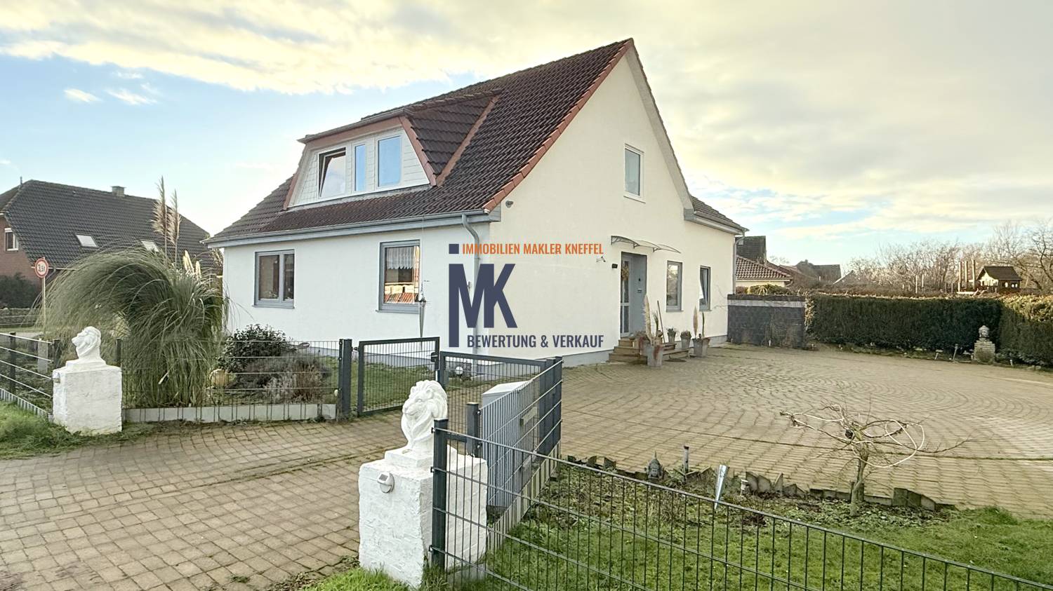 Einfamilienhaus zum Kauf 430.000 € 8 Zimmer 190 m²<br/>Wohnfläche 1.056 m²<br/>Grundstück Okel Syke / Okel 28857