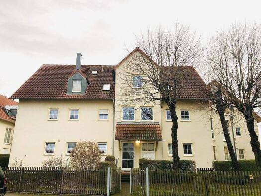 Wohnung zur Miete 770 € 3 Zimmer 76,8 m² 2. Geschoss frei ab 01.04.2026 Kyawstraße 2 Kleinzschachwitz Dresden 01259