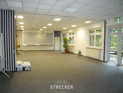 Bürofläche zur Miete provisionsfrei 2.590 m² Bürofläche Blankenloch Stutensee 76297