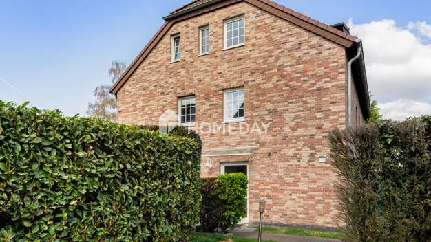 Mehrfamilienhaus zum Kauf 949.000 € 9 Zimmer 264 m² 640 m² Grundstück Eil Köln 51145