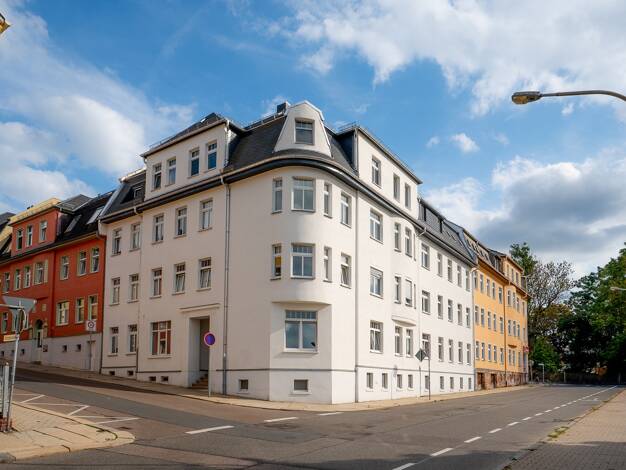 Mehrfamilienhaus zum Kauf als Kapitalanlage geeignet 925.000 € 874,8 m² teilbar ab 874 m² Limbach-Oberfrohna 09212
