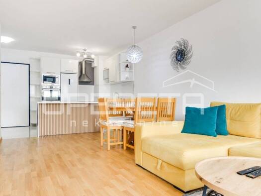 Wohnung zur Miete 1.100 € 2 Zimmer 65 m² 5. Geschoss Zagreb