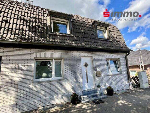 Reihenmittelhaus zum Kauf 298.000 € 5 Zimmer 136 m² 256 m² Grundstück Münsterbusch Stolberg (Rhld.) 52223