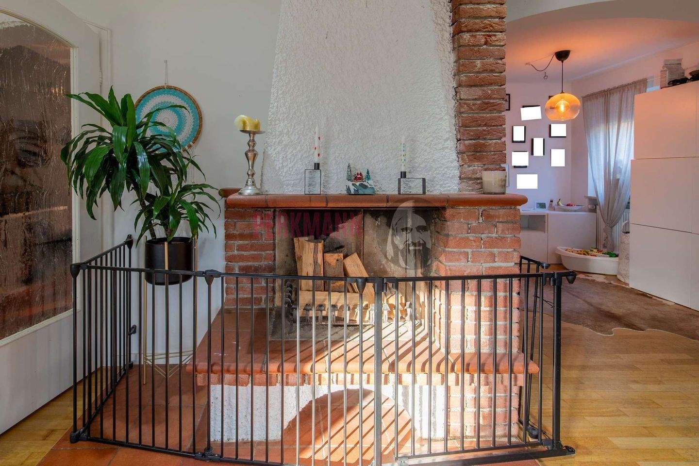 Immobilie in Egmating - Bezugsfrei ab 01.06.26 Einfamilienhaus Wohntraum mit  Einliegerwohnung / neue Heizung & PV Anlage - Bild 4