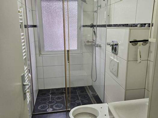 Wohnung zur Miete 365 € 2,5 Zimmer 47 m² Herwarthstr. 24 Untermeiderich Duisburg 47137