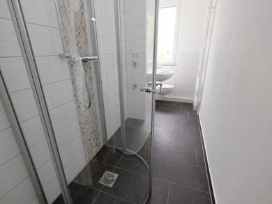 Wohnung zur Miete 349 € 2 Zimmer 46 m² EG Franz-Kögler-Ring 64 Freiberg Freiberg 09599