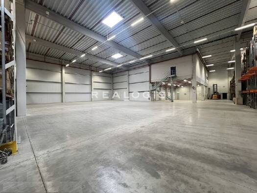 Halle/Industriefläche zur Miete provisionsfrei 2.678 m² Lagerfläche teilbar ab 2.584 m² Langenhorn Nord 22419
