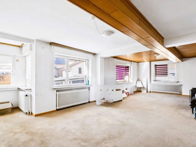 Einfamilienhaus zum Kauf 219.000 € 5 Zimmer 170 m² 736 m² Grundstück Burgsolms Solms 35606