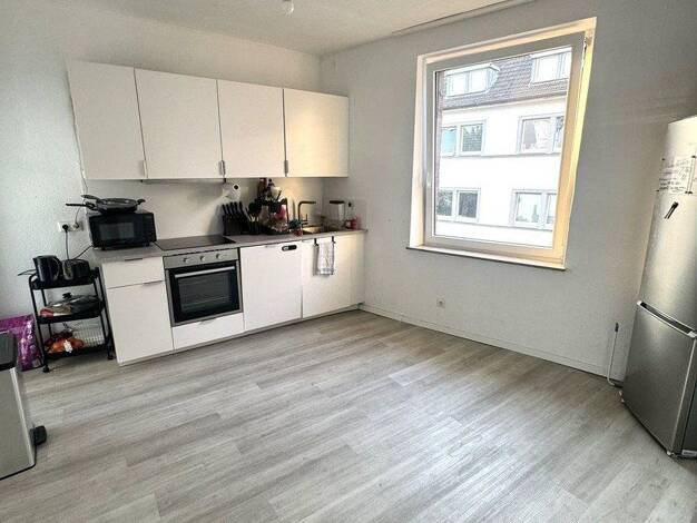 WG-Zimmer zur Miete auf Zeit 400 € 101 m² 2. Geschoss Kyffhäuserstraße 17 Stadtmitte Nord 41061