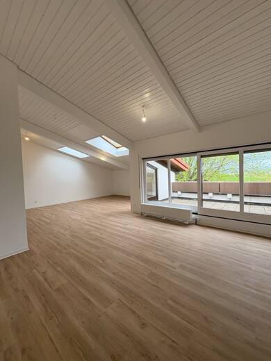 Wohnung zur Miete 1.900 € 4,5 Zimmer 160 m² Dachgeschoss Carl-Benz-Straße 100 Bissingen - Ost Bietigheim-Bissingen 74321