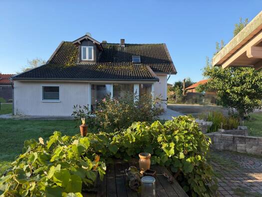 Einfamilienhaus zum Kauf 275.000 € 6 Zimmer 120 m² 976 m² Grundstück frei ab 01.10.2026 Obergessenbach Osterhofen 94486